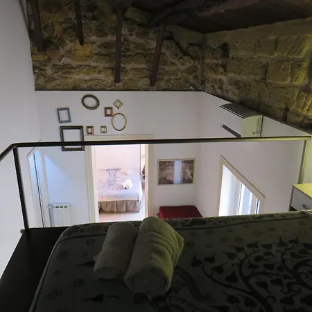 Loft With Terrace In The Centre